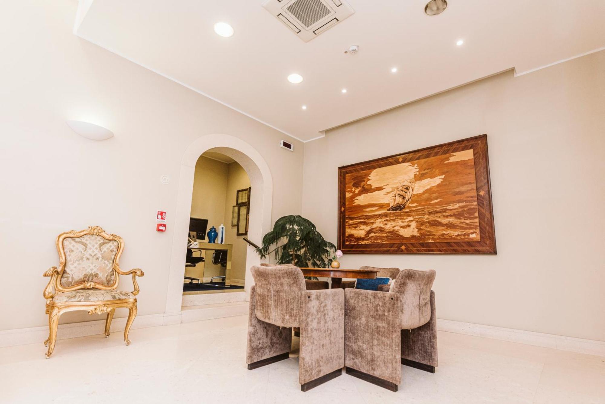 Palazzo Bezzi 4* Ravena